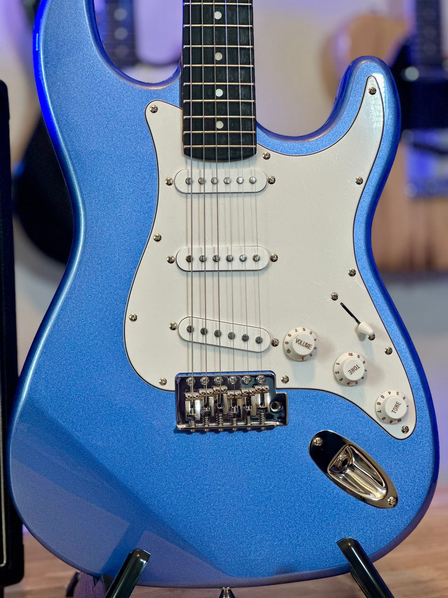 Smiger L-G1M ST Electric Guitar Bundle